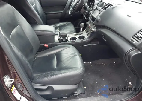 2013 Toyota Highlander Se V6 z USA, uszkodzony, nr VIN 5TDBK3EH9DS189866